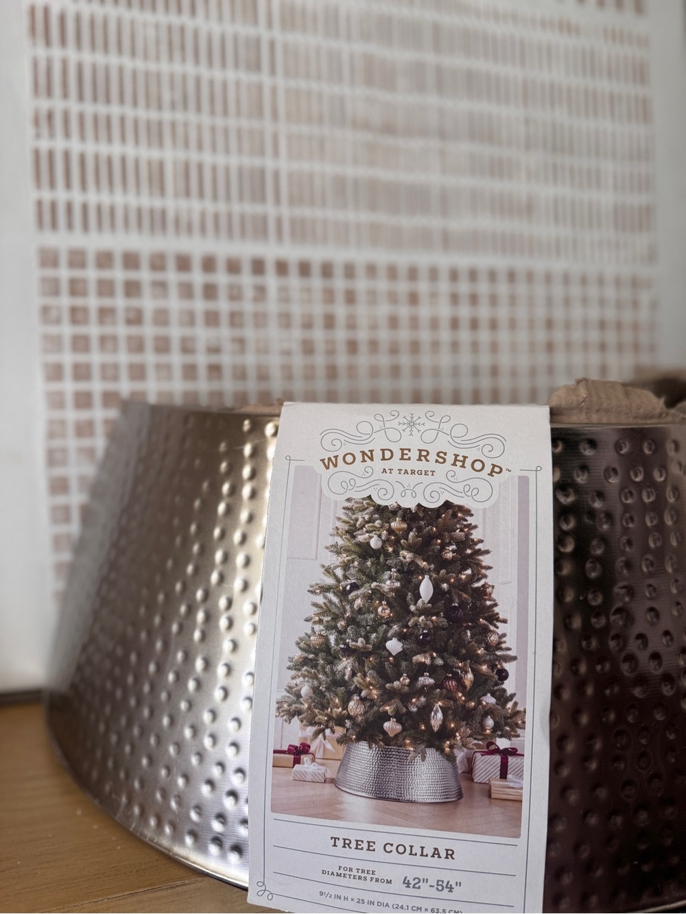 NWT Wondershop Metallic Textured Tree Collar - Silver